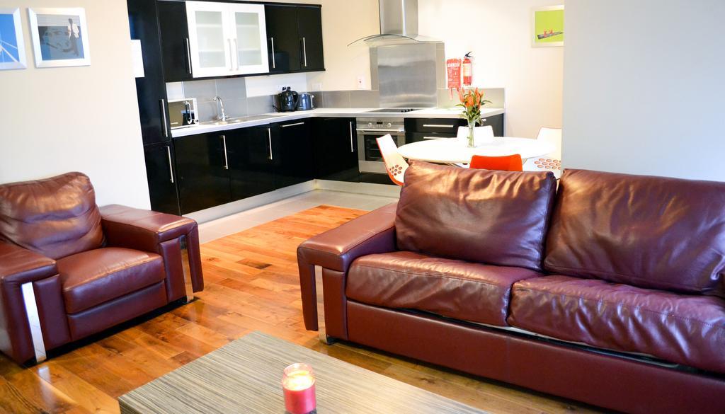 Carrick Plaza Suites And Apartments Rum bild